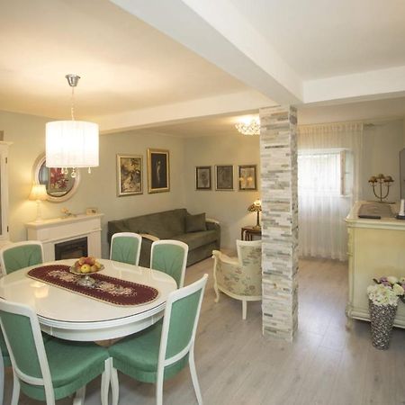 Apartment Antica With Yard & Bbq Сплит Екстериор снимка