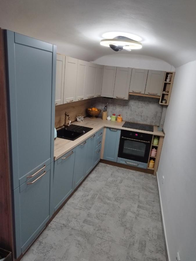 Apartment Antica With Yard & Bbq Сплит Екстериор снимка