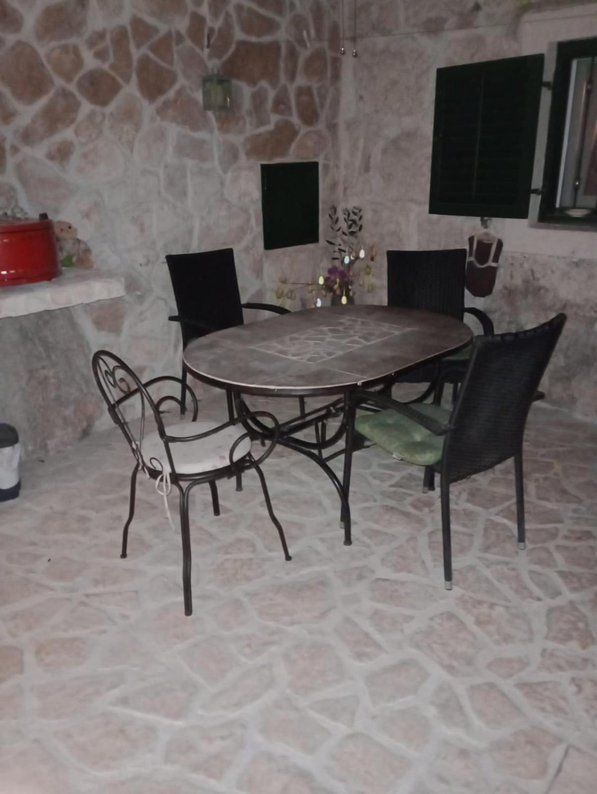 Apartment Antica With Yard & Bbq Сплит Стая снимка