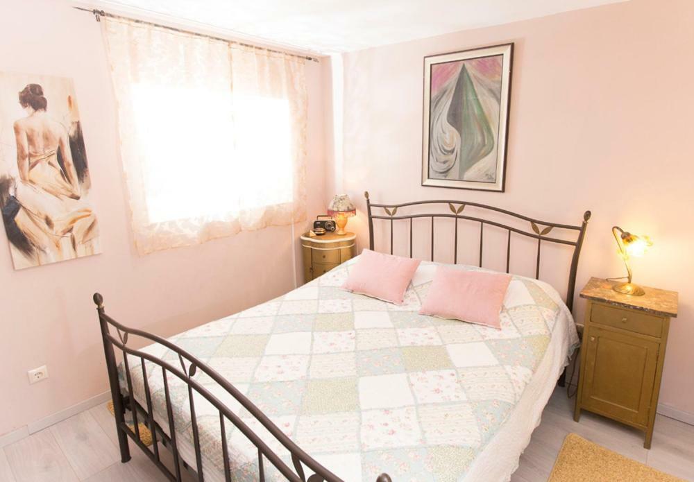 Apartment Antica With Yard & Bbq Сплит Екстериор снимка